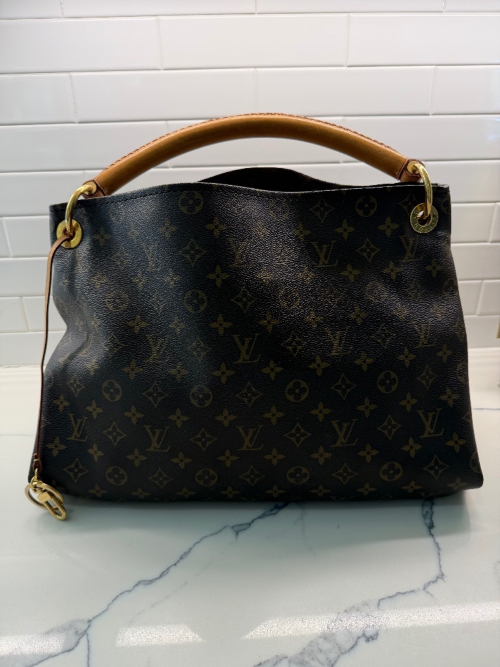 Louis Vuitton Artsy MM Monogram Hobo Bag w/ Key Leash + Dust Bag
